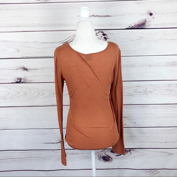 Daytrip Buckle Orange Ribbed Sequin Long Sleeve T - Picture 7 of 8